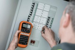 M�rkmaskin BROTHER PT-E110VP