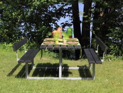 Bnkset Basic m/2 ryggstd svart
