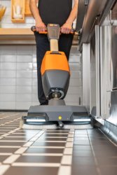 Kombiskurmaskin TASKI Ultimaxx 360 Borst