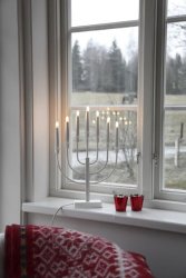 Elljusstake 7 ljus 31x47cm metall vit