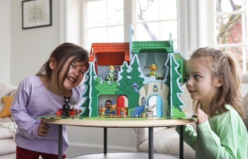 Bamsebyn med lekplatta